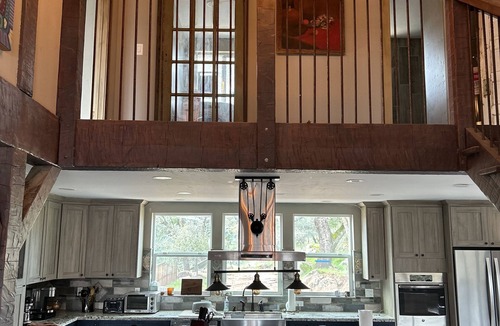 Loomis House | Fantastic family getaway at the Bonanza Barn Retreat