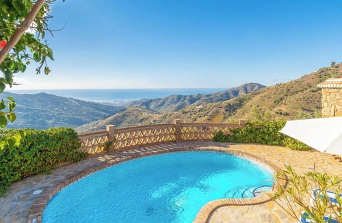 Competa Villa | Finca Durillo Cómpeta by Ruralidays