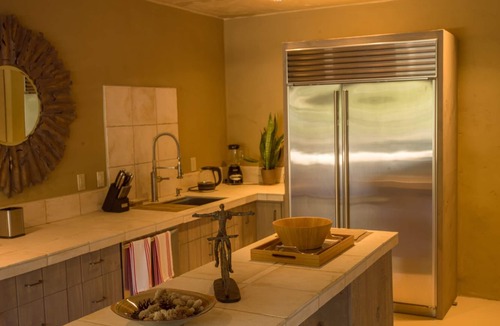 Del Monte Forest House | Forest Opulence: Center of PB Resorts: Four Seasons Beds