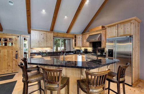 Tahoe Paradise House | Forest View Lodge in Tahoe Paradise: Hot Tub, Game Room, Media Room, Location!
