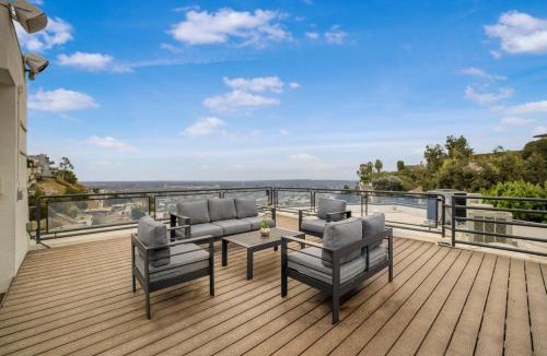 Hollywood Hills West Villa | Franklin Mediterranean Villa
