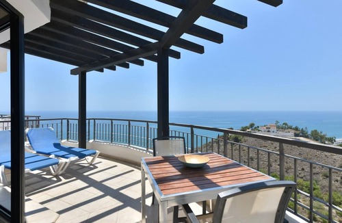 Torrox Costa Apartment | Front sea view apartment with parking