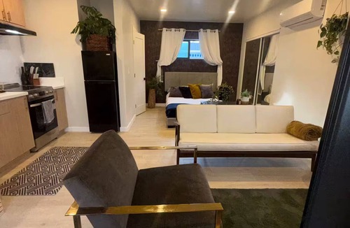 Lincoln Acres Apartment | Furnished Studio - Mid Modern Chic - Central CV