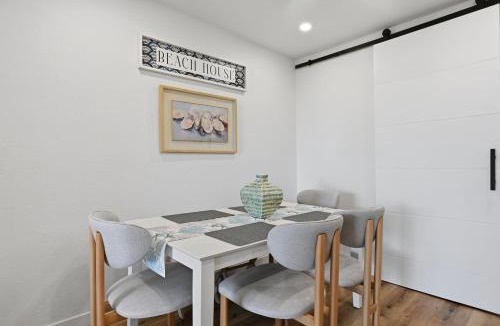 Townsite House | G101 - Twin View Villa