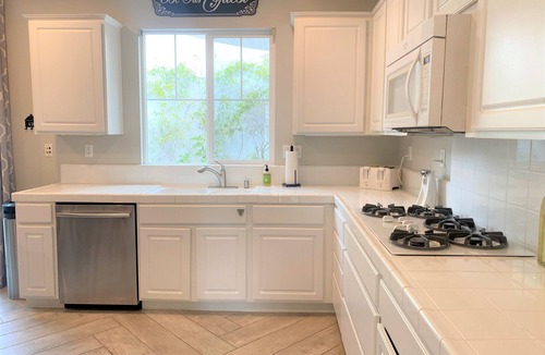 Ladera Ranch House | Game Room/Arcade Pinball/Basketball/Air Hockey/Pools/14' Trampoline/Corn Hole
