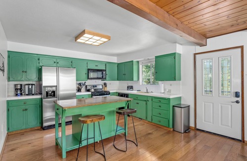 Oakhurst House | Game Room - Hot Tub - Fire Pit - 25 min 2 Yosemite EV Charger Level 2