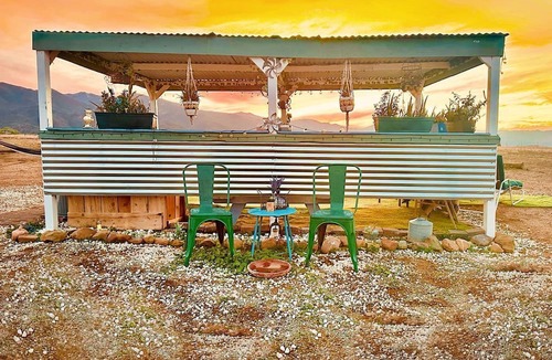 New Cuyama RV Rental | Glamorous California Campsite Retreat with Great Views