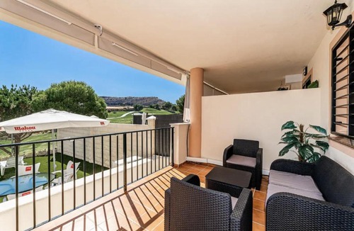 Casares Apartment | Golf and Mountain peaceful apartment