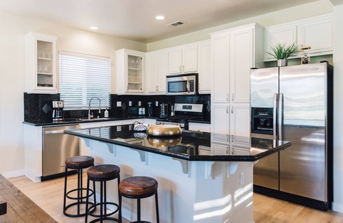 Indio Villa | Golf Course Luxury with Pool, Spa, Casita & Mountain Views!