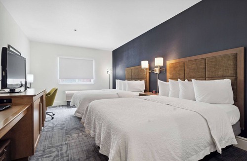 Vacaville Apartment | Great Amenities Onsite! Outdoor Pool and Terrace, Free Continental Breakfast