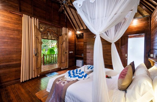 Mushroom Bay Cottage | Great Location, Good for Honeymooners, Lembongan Getaway!