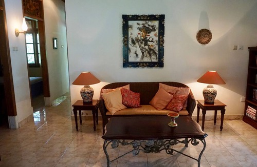 Rangdu Bed & Breakfast | Gunung Paradis Retreat