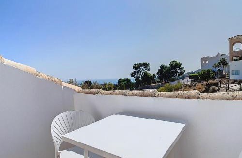 Benalmadena Costa House | Habitación en la planta superior de una villa