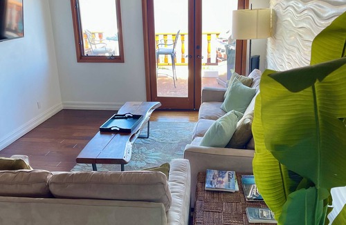Avalon Villa | Hamilton Cove ocean front luxury Villa Spectacular Views w/electric cart