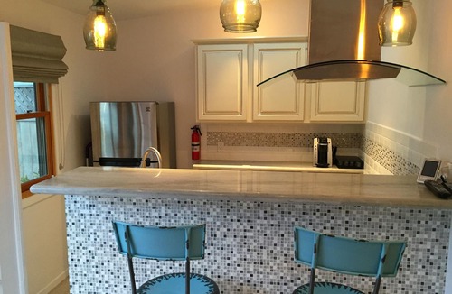 Santa Barbara House | Hidden Luxury - Prime Downtown