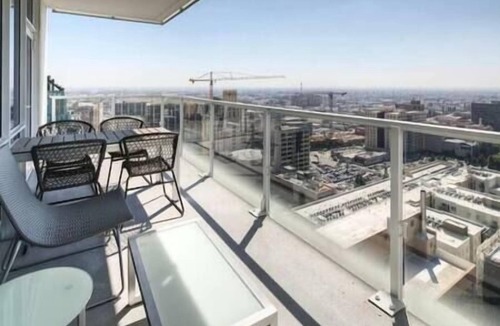Downtown Los Angeles Apartment | Highrise 2b 2b Apartment Conv Center-Heart Of Downtown LA