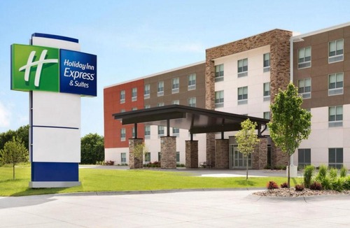 Ridgecrest Hotel | Holiday Inn Express & Suites Ridgecrest - China Lake by IHG