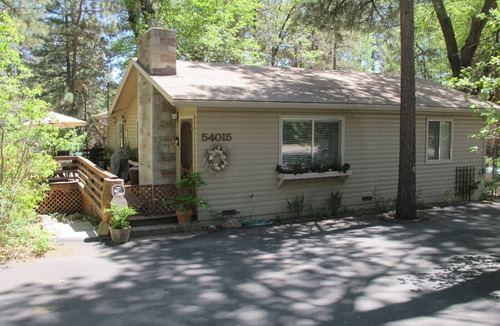 Idyllwild House | Home Away From Home In Idyllwild -short Walk To Village And Trails