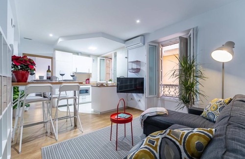 Centro Apartment | HomeAbroad Apartments -Premium Mitjana Malaga Center