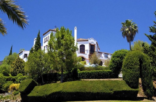 El Madronal Villa | Homerez - Villa in Benahavís