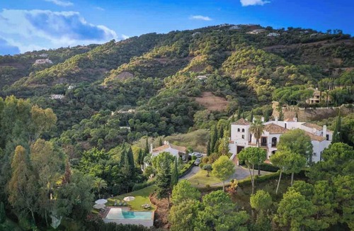 El Madronal Villa | Homerez - Villa in Benahavís