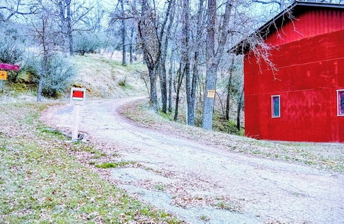 Miramonte House | horse property with magnificent view nearSequoia/Kings Canyon National Park