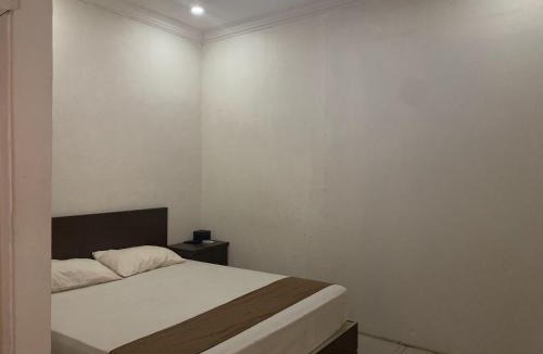 Luwuk Hotel | Hotel O Penginapan Laota Syariah Near Rumah Sakit Islam Faisal Makassar
