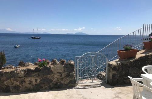 Ischia Ponte Hotel | Hotel Villa Antonio