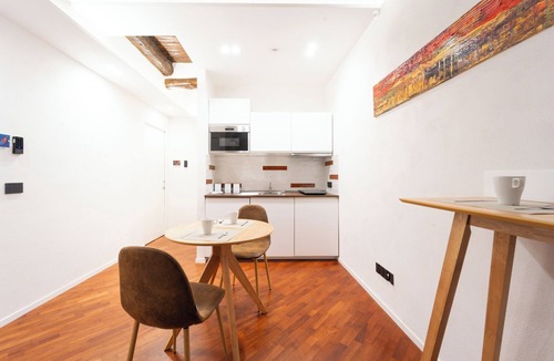 Quartieri Spagnoli Apartment | House in the heart of Naples: comfort, style and perfect location