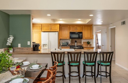 Placentia Apartment | Huge Backyard, Near Disney, Family Friendly, Quiet Neighborhood
