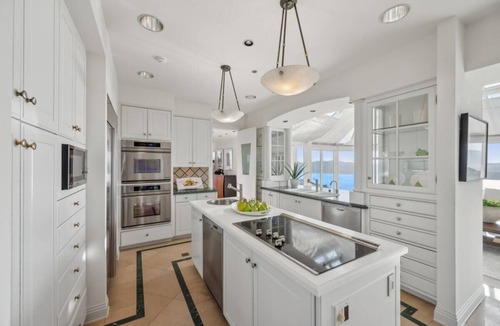 Belvedere Tiburon Villa | Iconic Golden Gate Bridge Estate