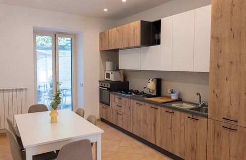 Bomerano Apartment | Jazz & Blues house, near the pat of the Gods