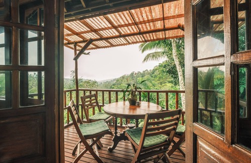 Selemadeg House | Jungle House with Stunning views and a Natural pool!