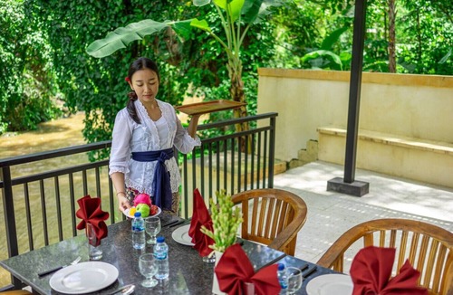 Singapadu Tengah House | Jungle River Villa for 10 |Pool, ATV, Tubing| Ubud