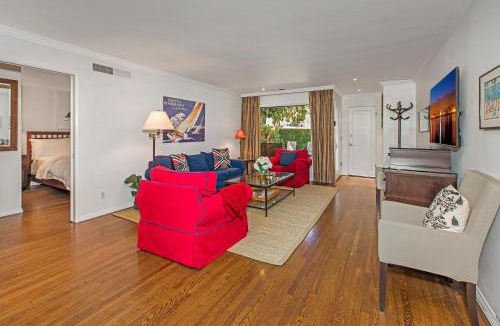 West Beach Villa | Juniper Cottage by Paradise Retreats