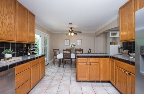 Citrus Heights House | King Beds! - Clean and Spacious 5 bed 3 bath home