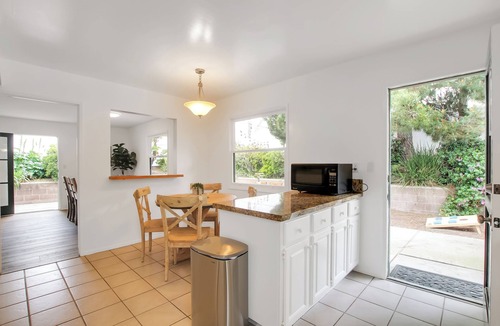 East Mesa House | La Mesa Retreat SB - 4-Bed Home Near The Beach