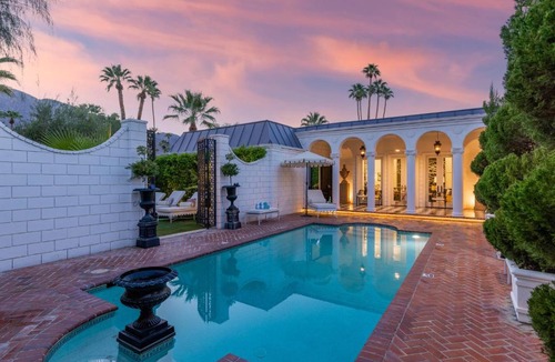 Deep Well Ranch House | La Petite Maison