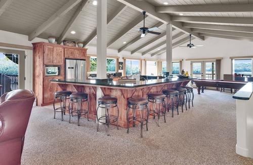 Oak Shores House | Lakefront Oasis w/Private Dock on Lake Nacimiento - Boat, Swim & Unwind!