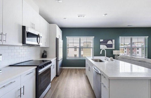 Santa Rosa Apartment | Landing | Chic 1BD, Courtyard, Gym