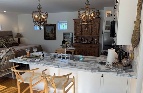 Village of La Jolla Apartment | Large Studio in heart of La jolla w/AC and huge yard. Waling distance to all