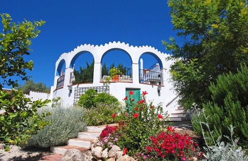 Comares Villa | Las Brisas-Your Private Slice of Andalusian Paradise. pool-airco-privacy-views