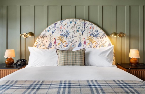 Northeast Carmel Hotel | Le Petit Pali at Ocean Ave