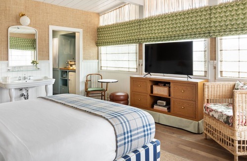 Laguna Terrace Park Hotel | Le Petit Pali Laguna Beach