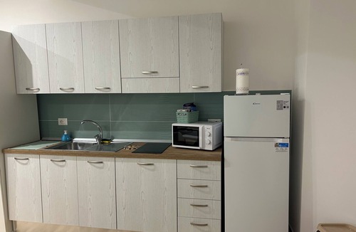 Montecalvario Apartment | Le Suite di Giordy e Peppe 4-bedroom apartment in charming Napoli with WiFi, AC