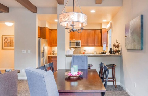 La Quinta Villa | Legacy Villas Resort Luxury Next to Paseo Fountain