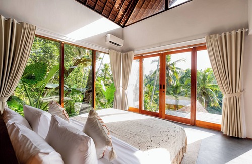 Pejeng Kawan Hotel | LeRosa Valley Resort