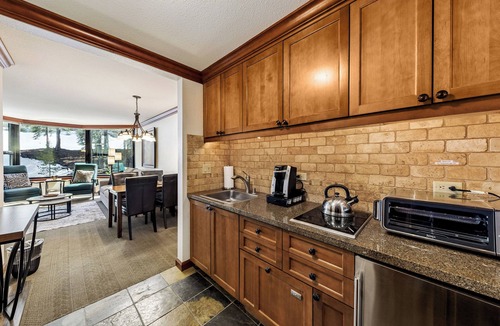 Olympic Valley Condo | Located @ Everline Resort & Spa, Pools/Spas/Golf/Ski-in&out/Sledding/Ice Skating