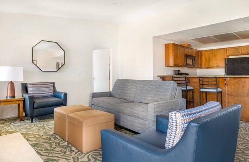 San Diego Country Estates Apartment | Look No More! Three Great Units, Kitchen, Free Parking, Near Santaya Isabel