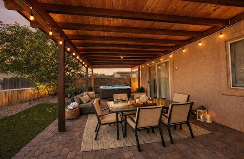 Lake Havasu City Villa | Luxe Lakeview Villa - Hot Tub - Mountain Serenity